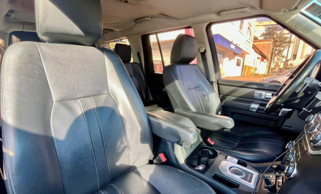 Land Rover Discovery RAW 3.0 4x4 TDV6 Diesel Aut. 2015 Diesel-6