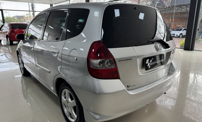 Honda Fit LX 1.4/ 1.4 Flex 8V/16V 5p Mec. 2008 Flex-4