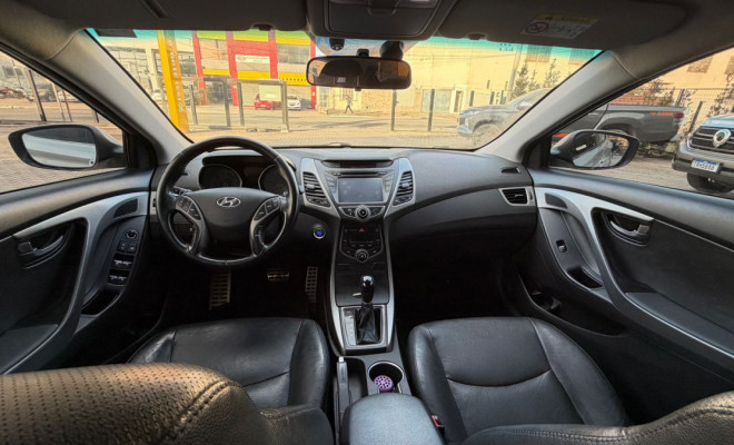 Hyundai Elantra GLS 2.0 16V Flex Aut. 2015 Flex-6