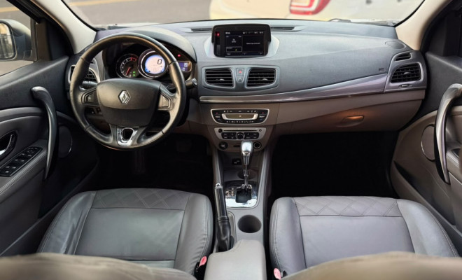 Renault FLUENCE Sedan Privilège 2.0 16V FLEX Aut 2015 Flex-10