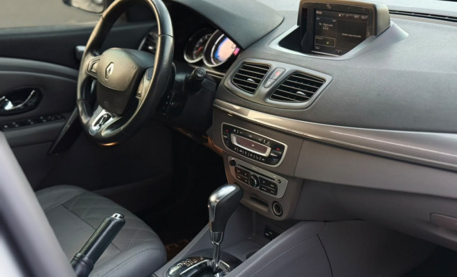 Renault FLUENCE Sedan Privilège 2.0 16V FLEX Aut 2015 Flex-9