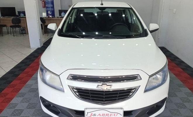 GM - Chevrolet ONIX HATCH LT 1.4 8V FlexPower 5p Mec. 2014 Flex-0