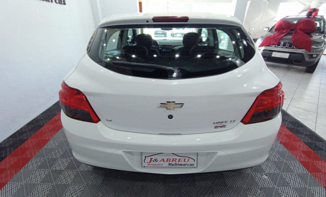 GM - Chevrolet ONIX HATCH LT 1.4 8V FlexPower 5p Mec. 2014 Flex-3