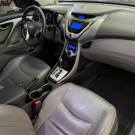 Hyundai Elantra GLS 1.8 16V Aut. 2013 Gasolina-6
