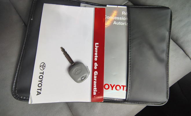 Toyota Corolla XEi 1.8/1.8 Flex 16V Aut. 2006 Gasolina-12