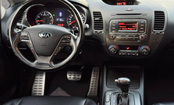Kia Motors Cerato 1.6 16V  Flex  Aut. 2016 Flex-11