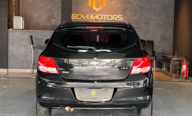 GM - Chevrolet ONIX HATCH Joy 1.0 8V Flex 5p Mec. 2018 Flex-2