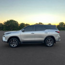 Toyota Hilux SW4 Diamond 2.8 TB 4x4 Die. Aut. 2022 Diesel-2