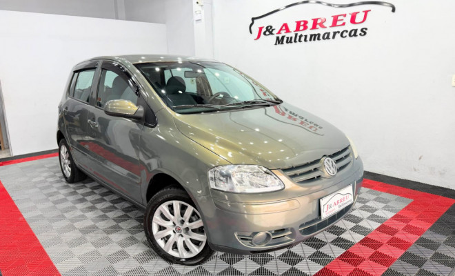 VW - VolksWagen Fox Plus 1.0Mi/ 1.0Mi Total Flex 8V 4p 2006 Flex