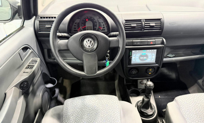 VW - VolksWagen Fox Plus 1.0Mi/ 1.0Mi Total Flex 8V 4p 2006 Flex-6