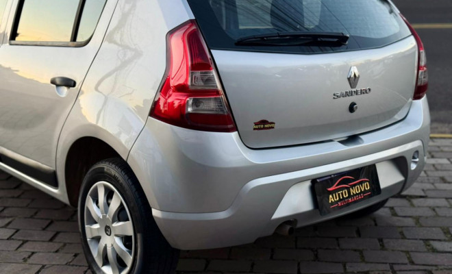 Renault SANDERO Expression Hi-Flex 1.6 8V 5p 2012 Flex-3