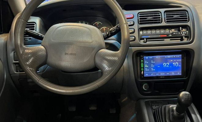 GM - Chevrolet TRACKER 2.0 16v 128cv MPFI 4x4 5p 2008 Gasolina-4