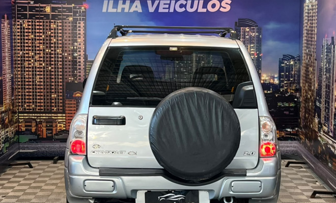 GM - Chevrolet TRACKER 2.0 16v 128cv MPFI 4x4 5p 2008 Gasolina-1
