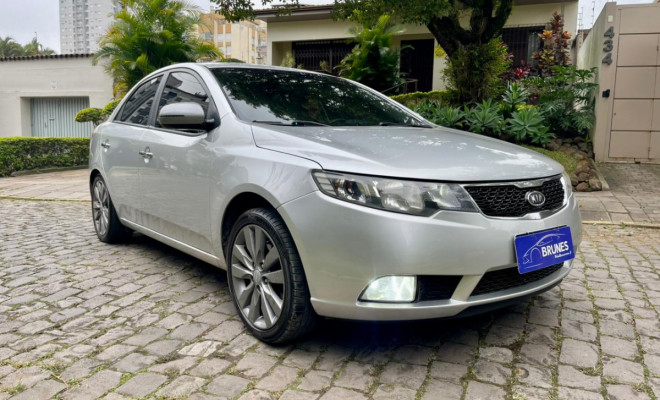 Kia Motors Cerato 1.6 16V Aut. 2012 Gasolina