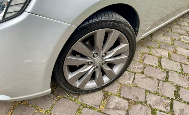 Kia Motors Cerato 1.6 16V Aut. 2012 Gasolina-0