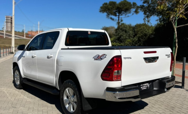 Toyota Hilux CD SRV 4x4 2.8 TDI Diesel Aut. 2017 Diesel-1