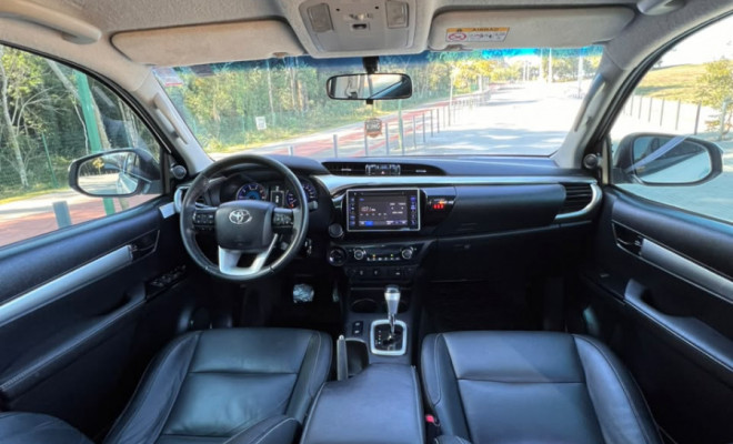 Toyota Hilux CD SRV 4x4 2.8 TDI Diesel Aut. 2017 Diesel-7