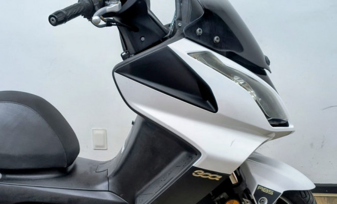KYMCO DOWNTOWN 300i 2019 Gasolina-6