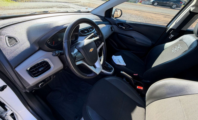 GM - Chevrolet ONIX HATCH LT 1.0 8V FlexPower 5p Mec. 2019 Flex-8