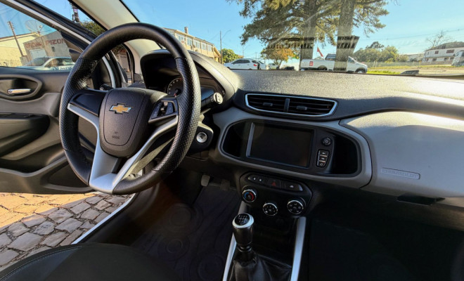 GM - Chevrolet ONIX HATCH LT 1.0 8V FlexPower 5p Mec. 2019 Flex-6
