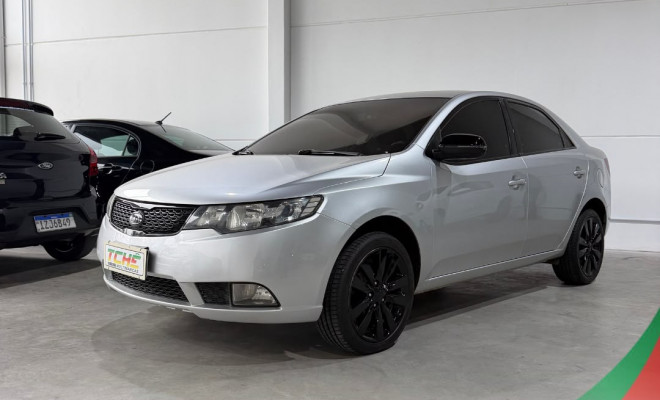 Kia Motors Cerato 1.6 16V Mec. 2012 Gasolina