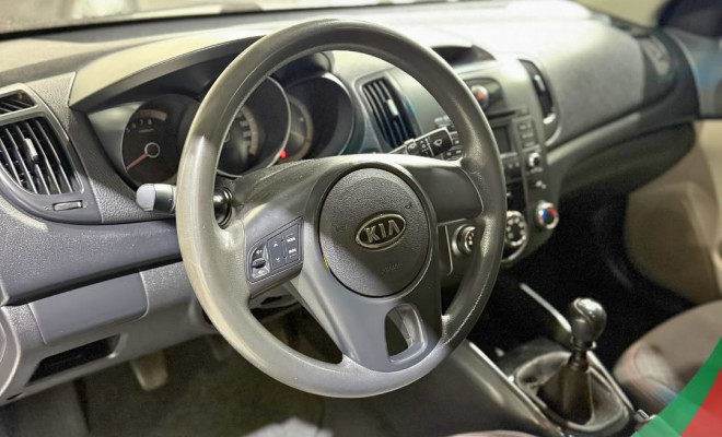 Kia Motors Cerato 1.6 16V Mec. 2012 Gasolina-3