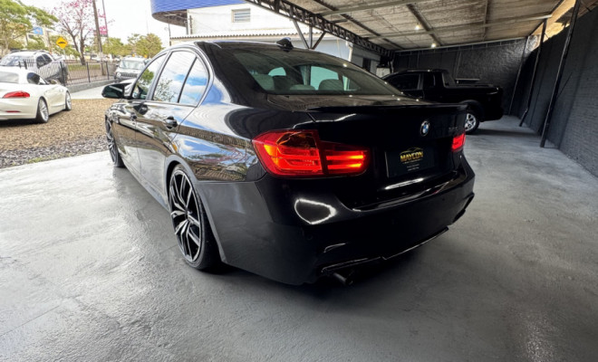 BMW 320i Active Flex - foto 16