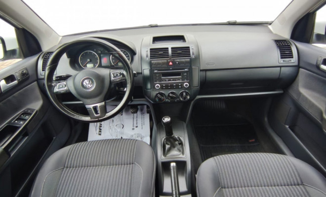 VW - VolksWagen Polo Sed. COMFORT. 1.6 Mi Tot. Flex 8v 2014 Flex-5