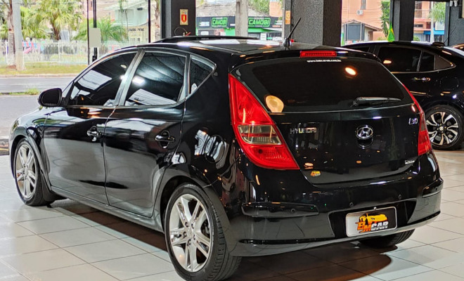 Hyundai i30cw 2.0 16V 145cv Aut. 5p 2012 Flex-2