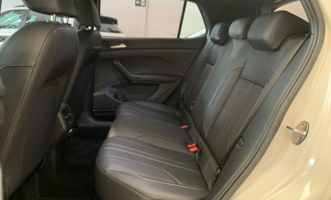 VW - VolksWagen T-Cross Hig. 250 TSI 1.4 Flex 16V 5p Aut 2025 Flex-10