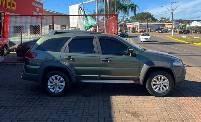 Fiat Palio Week. Adv/Adv TRYON 1.8 mpi Flex 2013 Flex-4