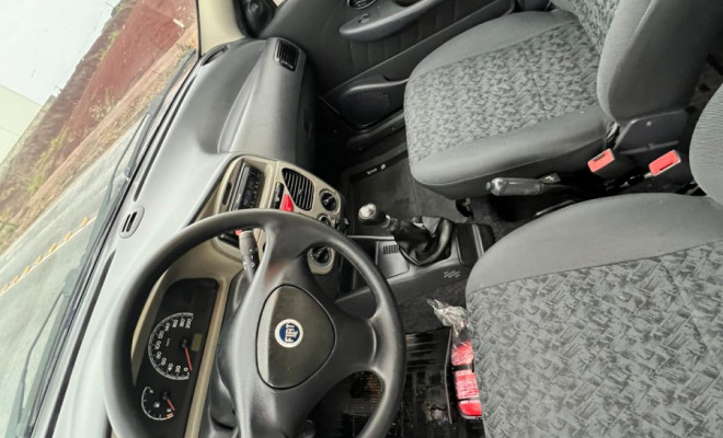 Fiat Palio ELX 1.0 Fire/30 Anos F. Flex 8V 4p 2007 Flex-3