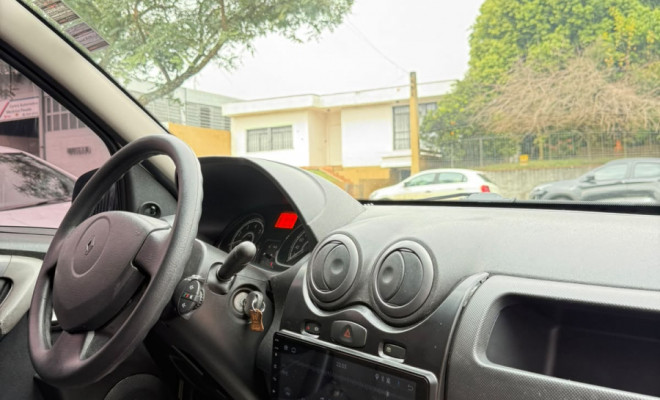 Renault SANDERO Expression Hi-Flex 1.6 8V 5p 2012 Flex-5