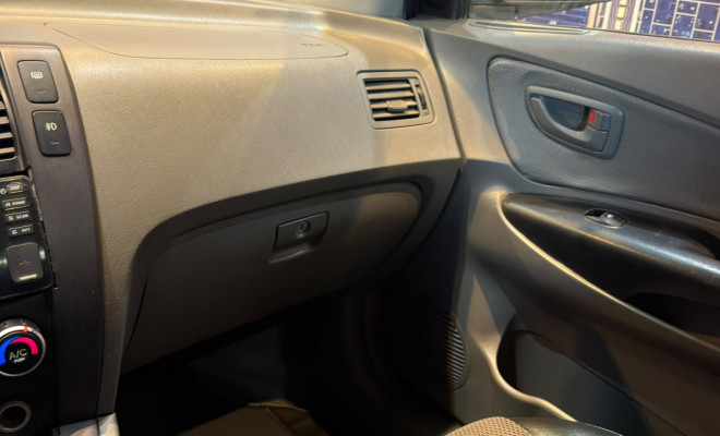 Hyundai Tucson 2.0 16V Mec. 2009 Flex-13