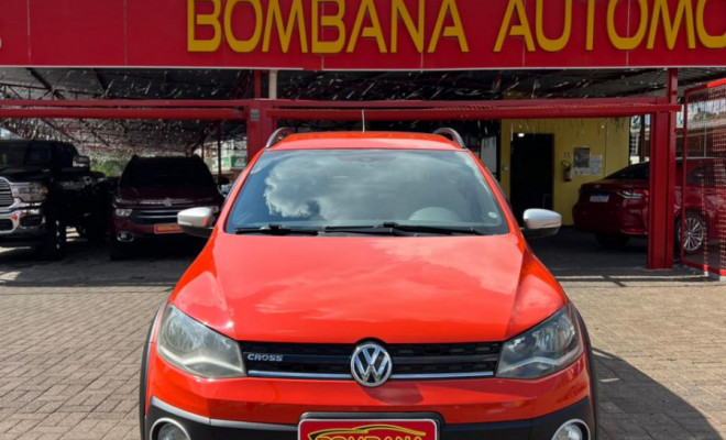 VW - VolksWagen Saveiro CROSS 1.6 T.Flex 16V CD 2015 Gasolina-6