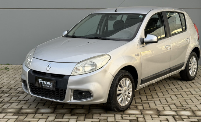 Renault SANDERO Privilège Hi-Flex 1.6 8V 5p 2012 Flex
