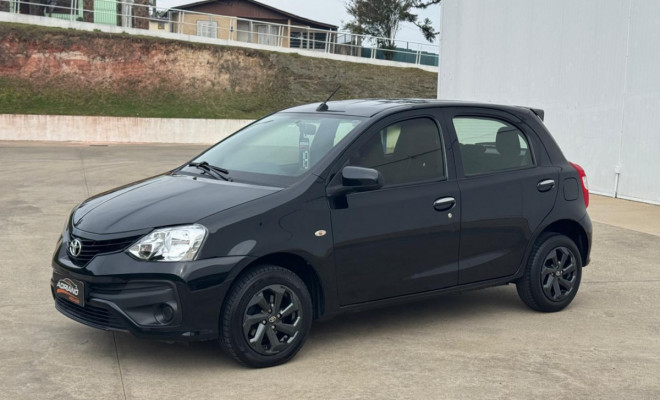 ETIOS XS 1.5 Aut. 2018 - Completo e Econômico!-14