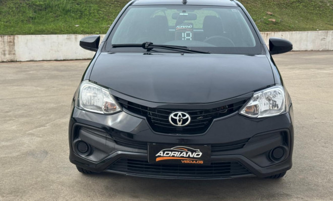 ETIOS XS 1.5 Aut. 2018 - Completo e Econômico!-0