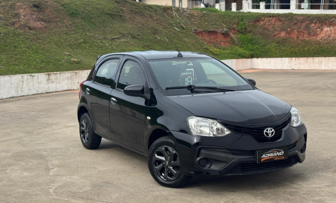 ETIOS XS 1.5 Aut. 2018 - Completo e Econômico!-16