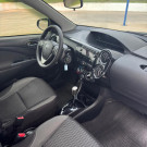 ETIOS XS 1.5 Aut. 2018 - Completo e Econômico!-8