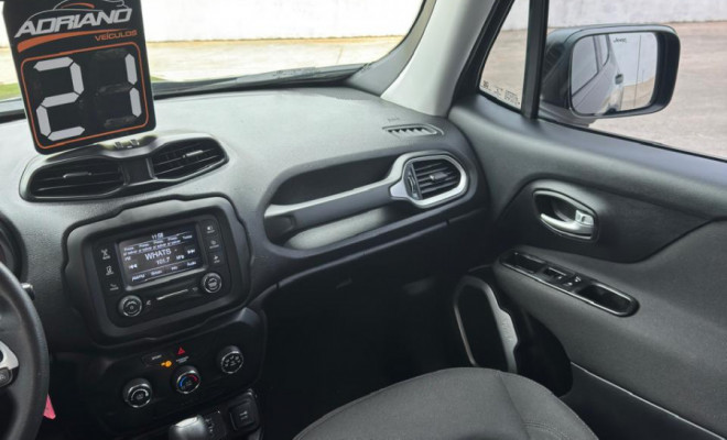 Renegade Sport 1.8 Aut. 2021 - Baixa Quilometragem e Estilo Único!-10