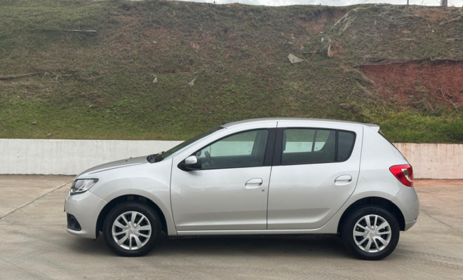 Sandero Expression 1.0 2015 – Baixa KM e Super Conservado!-14