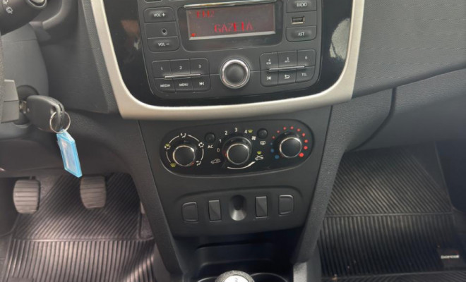 Sandero Expression 1.0 2015 – Baixa KM e Super Conservado!-5