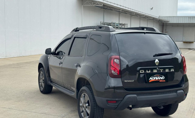 Duster Dynamique Dakar 1.6 Mec. 2016 - Estilo Aventureiro e Robusto!-18