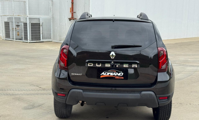 Duster Dynamique Dakar 1.6 Mec. 2016 - Estilo Aventureiro e Robusto!-1