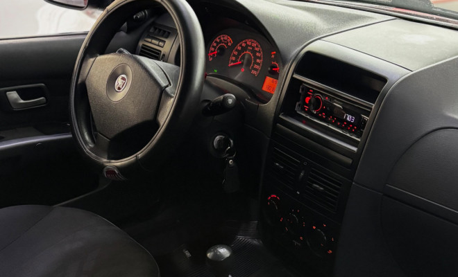 Fiat Strada Working 1.4 mpi Fire Flex 8V CD 2010-2