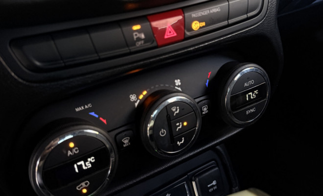 Jeep Renegade Limited 2.0 4x4 TB Diesel Aut. 2018 Diesel-11