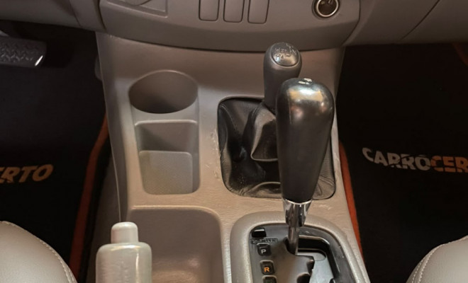 Toyota Hilux CD SRV D4-D 4x4 3.0  2010 Diesel   Corre Conferir-8