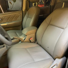 Toyota Hilux CD SRV D4-D 4x4 3.0  2010 Diesel   Corre Conferir-6