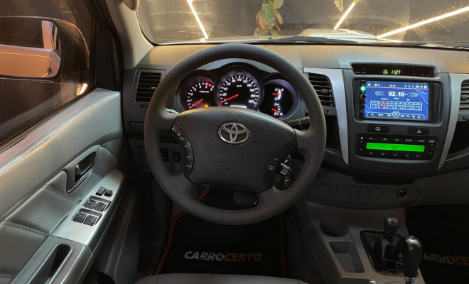 Toyota Hilux CD SRV D4-D 4x4 3.0  2010 Diesel   Corre Conferir-5